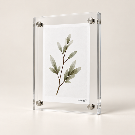 Navrqo™ Clear Floating Acrylic Frame hero